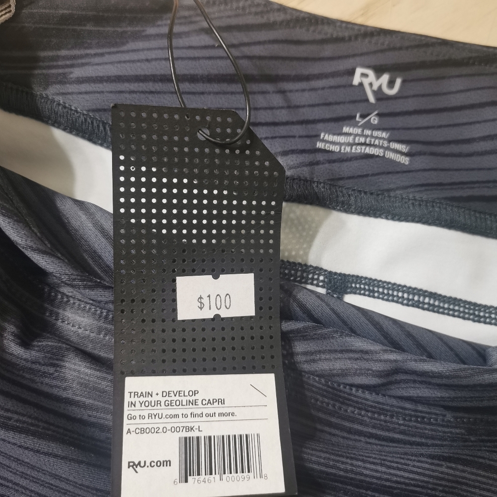 NWT! Ryu Geoline Capri - Picture 5 of 14